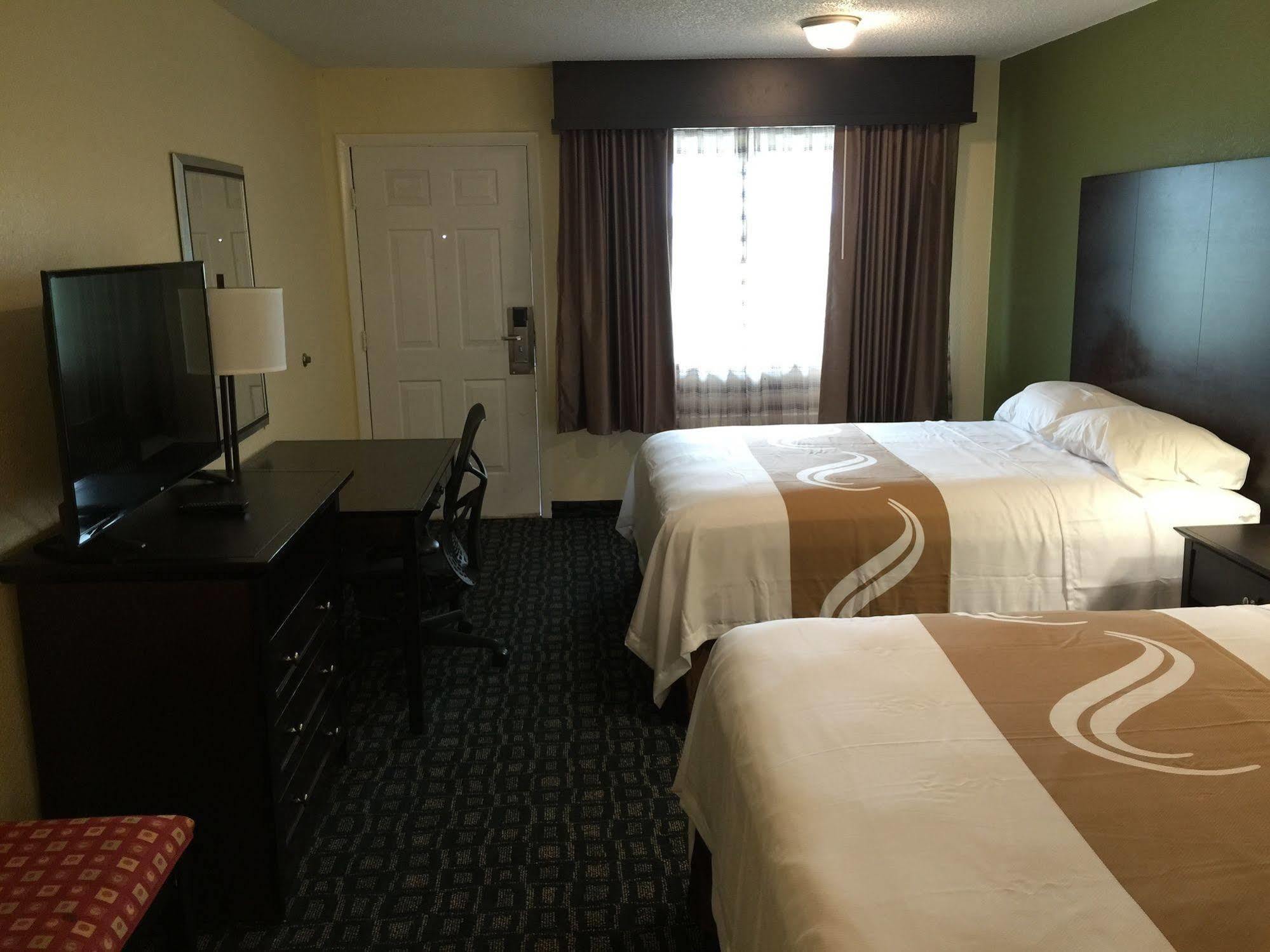 Oyo Hotel Rosenberg Tx I-69 Exterior foto